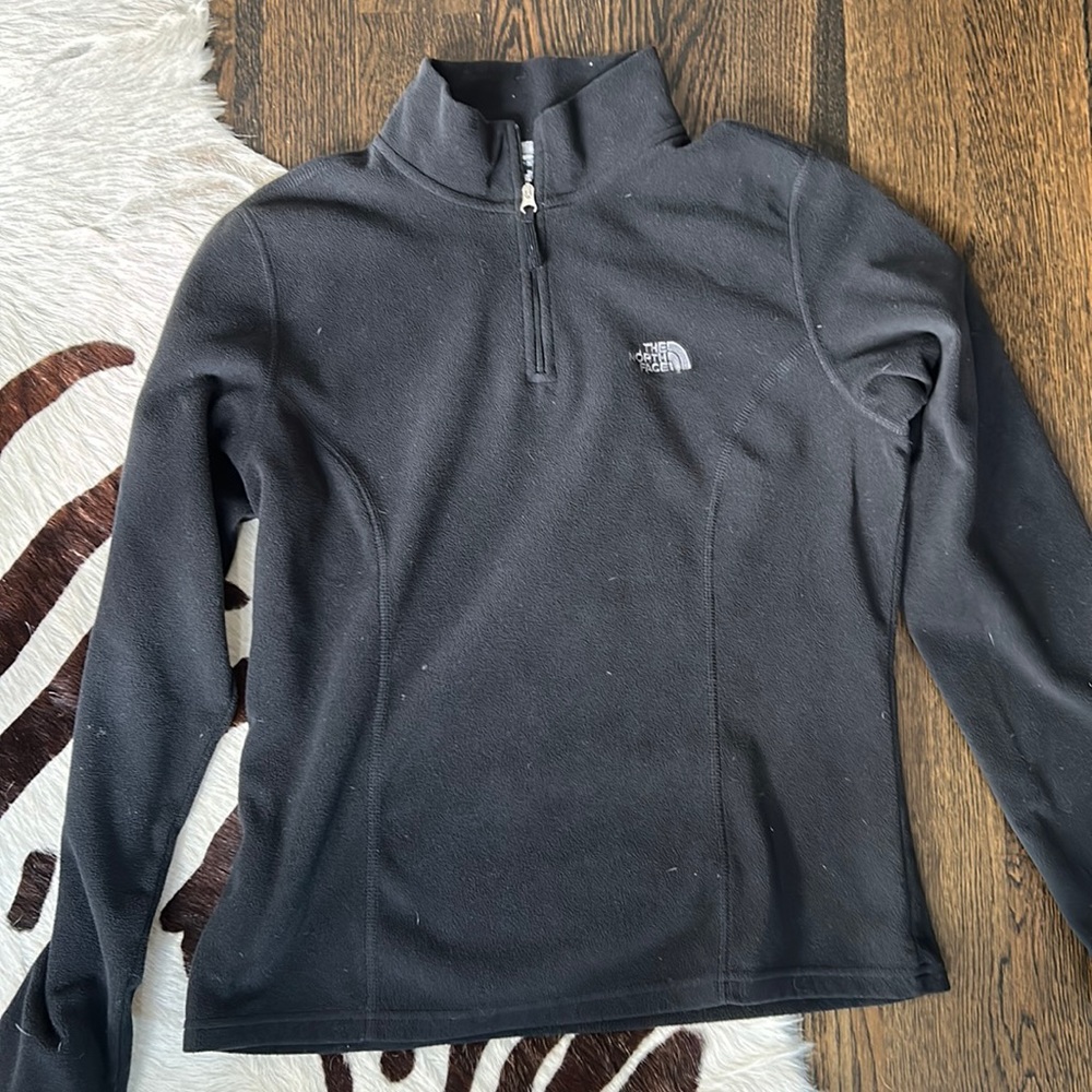 The North Face 1/4 Zip Long Sleeve Fleece Pullover